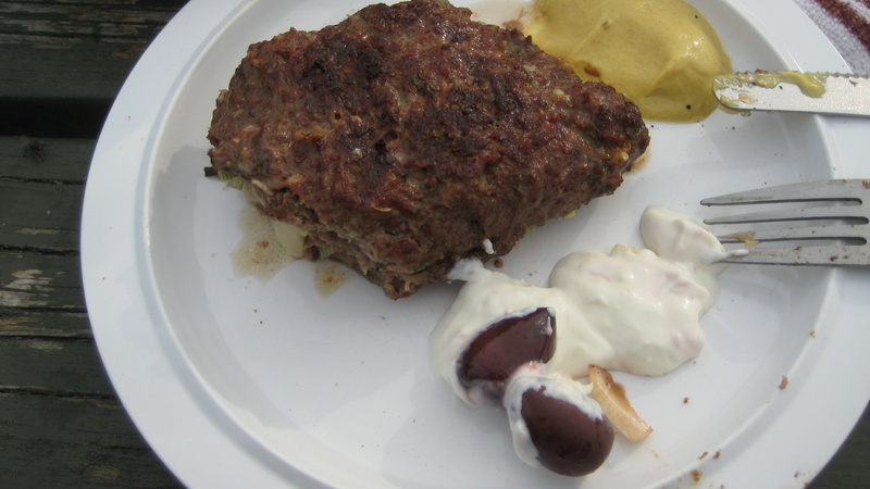 gefüllte Bifteki